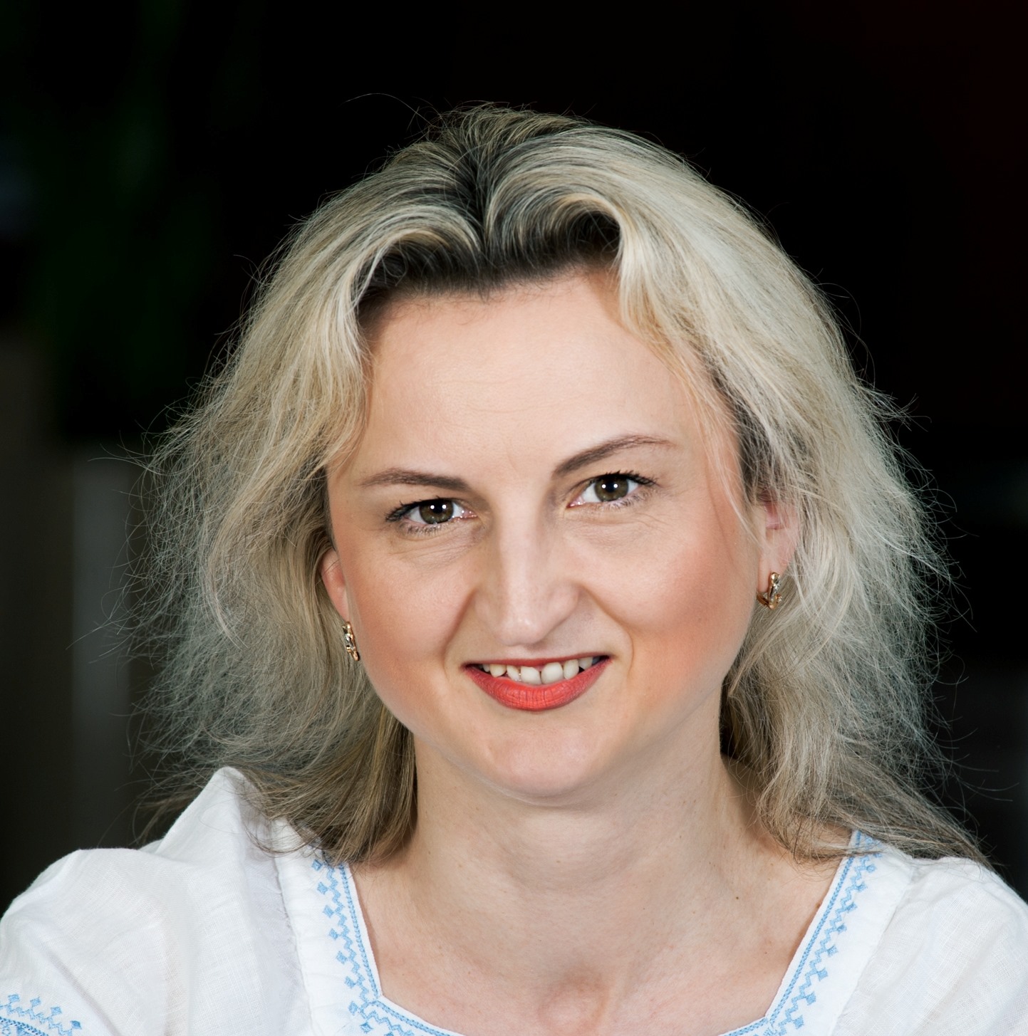 Лілія Атнажева